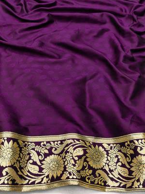 Wine zari woven silk traditional saree with blouse piece 4