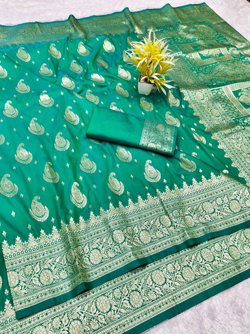Green zari woven banarasi silk traditional saree with blouse piece