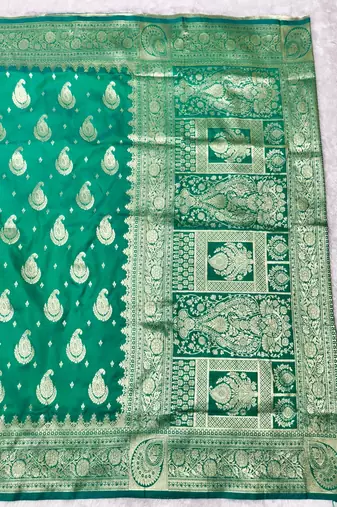 Green zari woven silk traditional saree with blouse piece