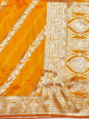 Mustard zari woven silk traditional saree with blouse piece 5