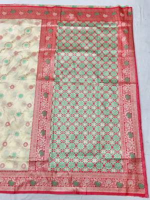 Cream zari woven silk traditional saree with blouse piece 2
