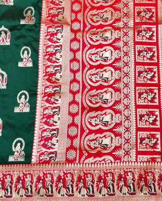 Green zari woven baluchari silk traditional saree with blouse piece 5