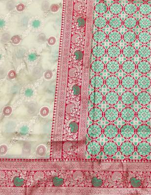 Cream zari woven silk traditional saree with blouse piece 5
