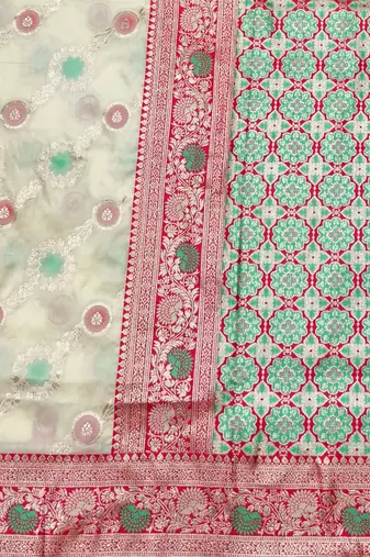 Cream zari woven silk traditional saree with blouse piece
