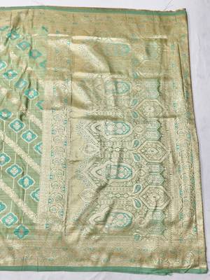 Green zari woven satin silk traditional saree with blouse piece 2