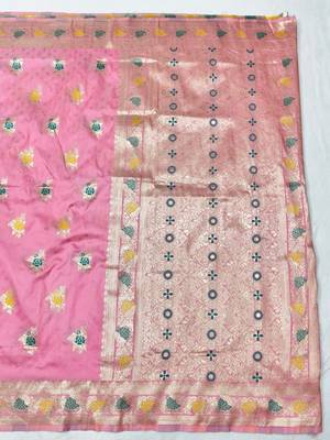 Pink zari woven silk traditional saree with blouse piece 2