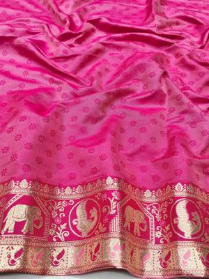 Pink zari woven silk traditional saree with blouse piece 4
