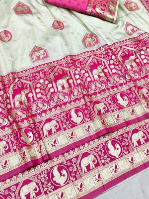 Cream zari woven silk traditional saree with blouse piece 3