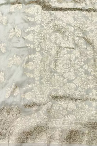 Cream zari woven banarasi silk traditional saree with blouse piece