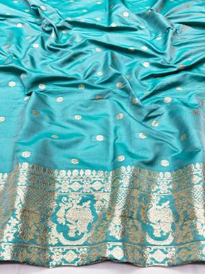 Blue zari woven banarasi silk traditional saree with blouse piece 2