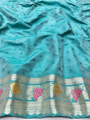 Blue zari woven silk traditional saree with blouse piece 4