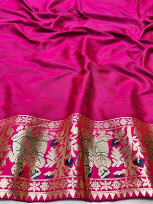Dark blue zari woven baluchari silk traditional saree with blouse piece 3