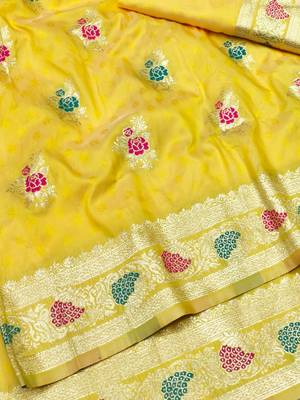 Yellow zari woven silk traditional saree with blouse piece 3