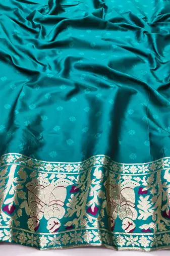 Wine zari woven baluchari silk traditional saree with blouse piece