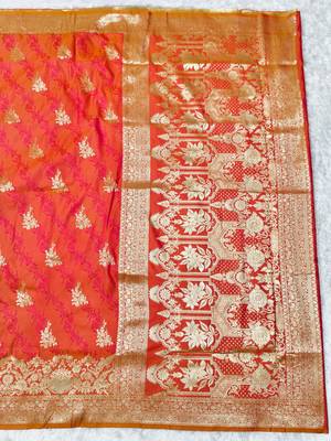 Rani zari woven banarasi silk traditional saree with blouse piece 2