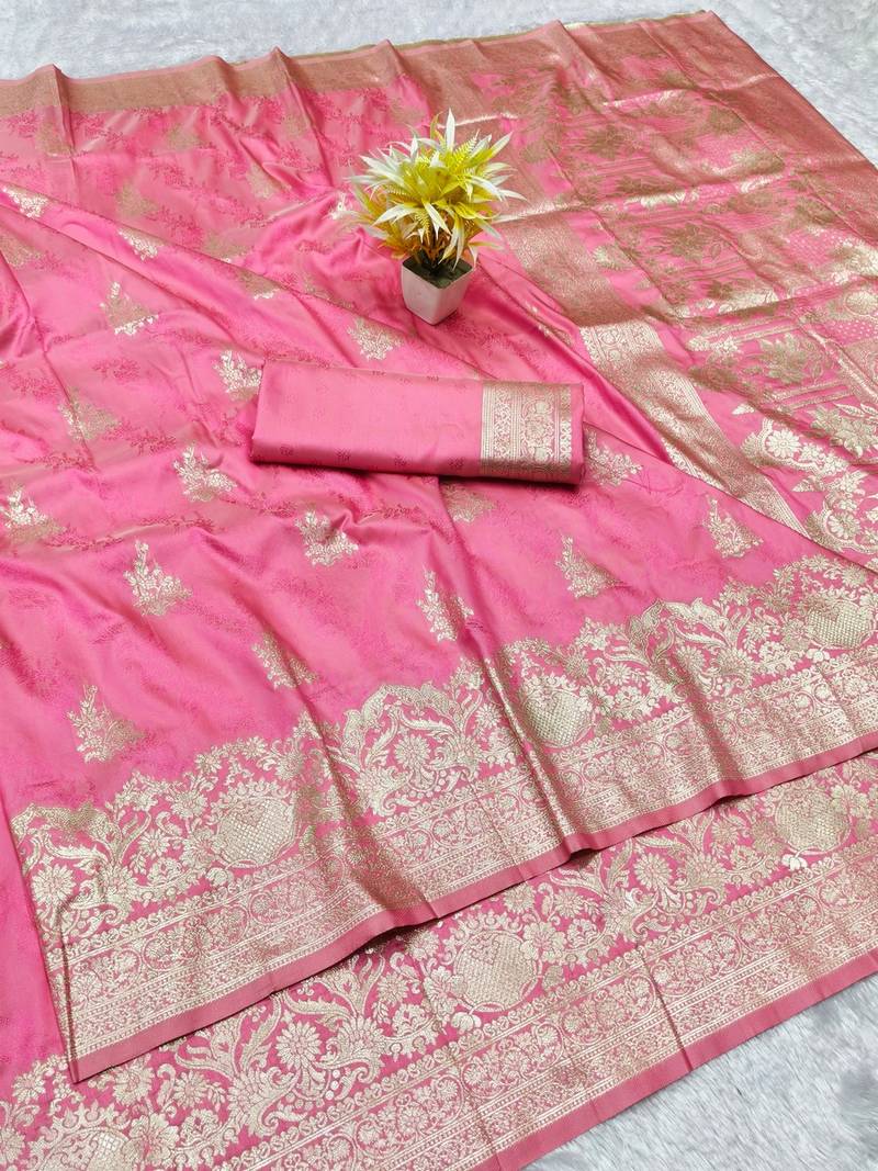 Pink zari woven silk traditional saree with blouse piece