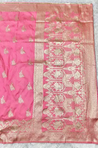 Pink zari woven silk traditional saree with blouse piece