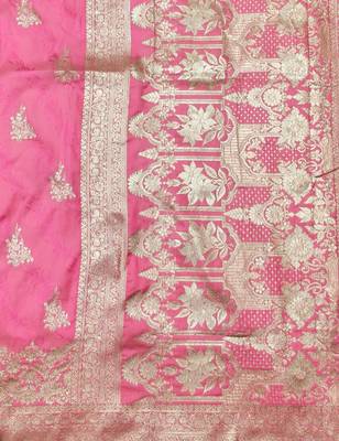 Pink zari woven silk traditional saree with blouse piece 4