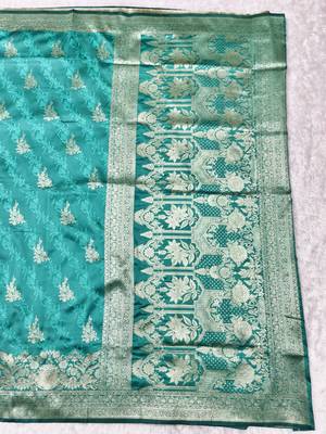 Blue zari woven silk traditional saree with blouse piece 2