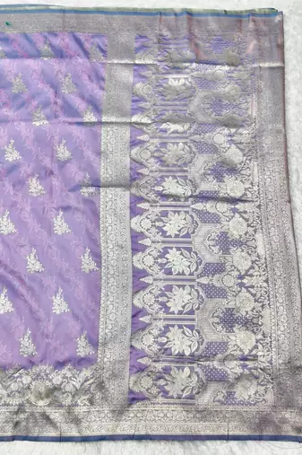 Purple zari woven silk traditional saree with blouse piece