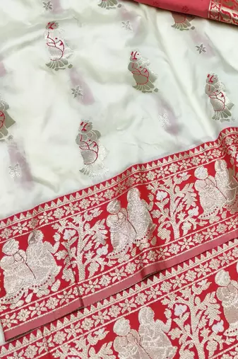 Cream zari woven baluchari silk traditional saree with blouse piece