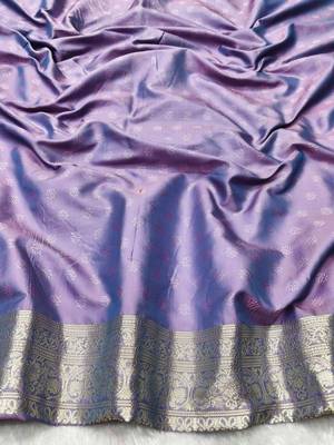 Purple zari woven silk traditional saree with blouse piece 3