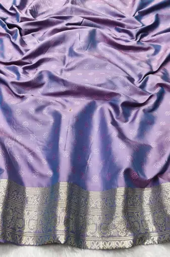 Purple zari woven silk traditional saree with blouse piece