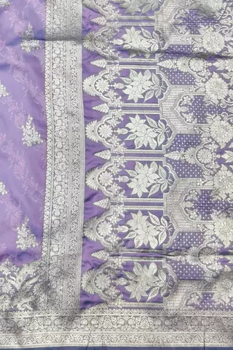 Purple zari woven silk traditional saree with blouse piece