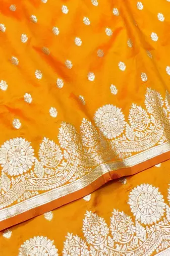Gold zari woven silk traditional saree with blouse piece