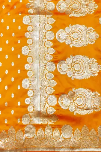 Gold zari woven silk traditional saree with blouse piece