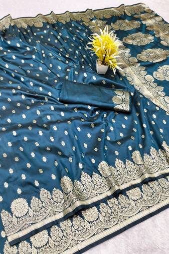 Morpich zari woven silk traditional saree with blouse piece