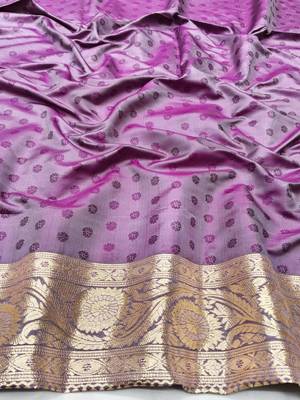 Wine zari woven banarasi silk traditional saree with blouse piece 3