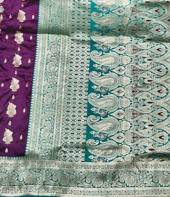 Wine zari woven banarasi silk traditional saree with blouse piece 4