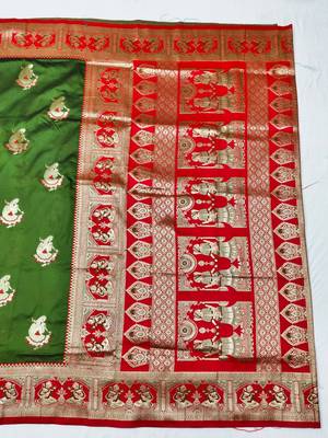 Green zari woven baluchari silk traditional saree with blouse piece 1
