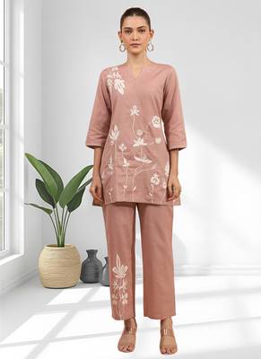 Women's cotton, linen powder pink embroidered short kurta with pant 1