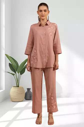 Women's cotton, linen powder pink embroidered short kurta with pant