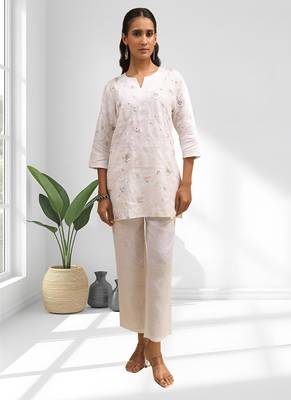 Women's linen off white embroidered short kurta with pant 1