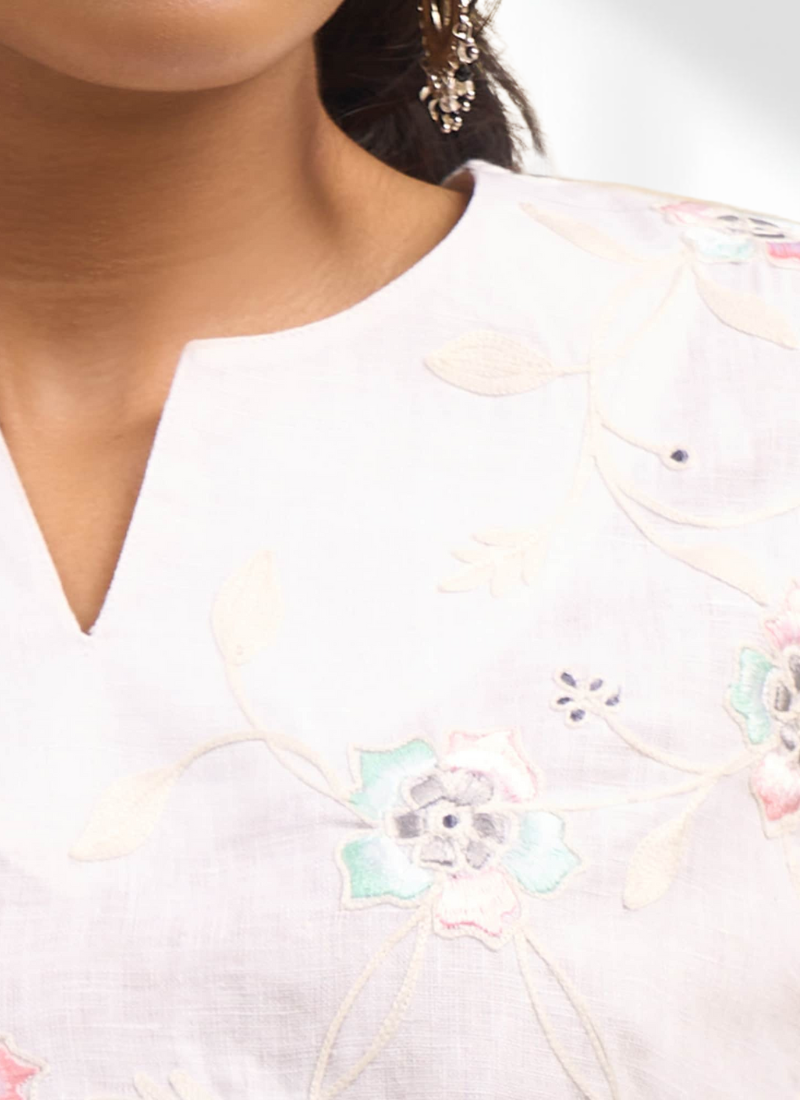Women's linen off white embroidered short kurta with pant