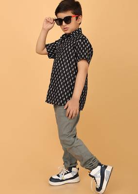 Black block print cotton boys shirt 5