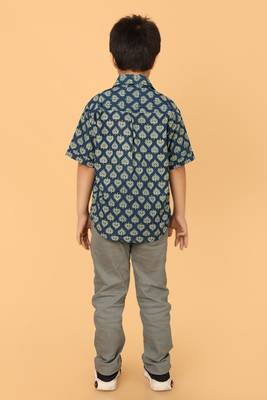 Blue ajrakh print cotton shirt for boys 3