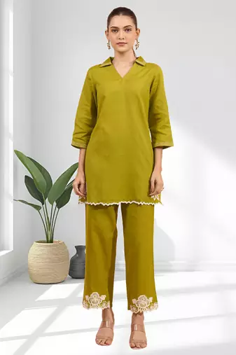 Women's cotton, linen green embroidered short kurta with pant