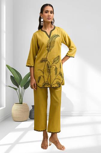 Women's cotton, linen yellow embroidered short kurta with pant