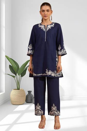 Women's cotton, linen navy blue embroidered short kurta with pant