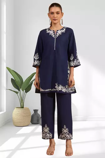 Women's cotton, linen navy blue embroidered short kurta with pant