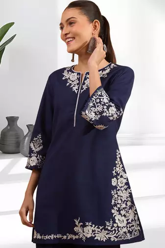 Women's cotton, linen navy blue embroidered short kurta with pant