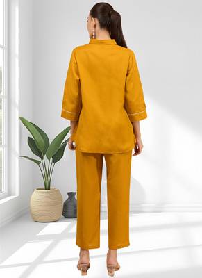Women's cotton, linen mustard embroidered short kurta with pant 2