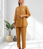 Women's cotton, linen coral embroidered short kurta with pant