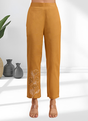 Women's cotton, linen coral embroidered short kurta with pant 4