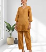 Women's cotton, linen coral embroidered short kurta with pant