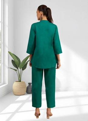 Women's cotton, linen green embroidered short kurta with pant 2